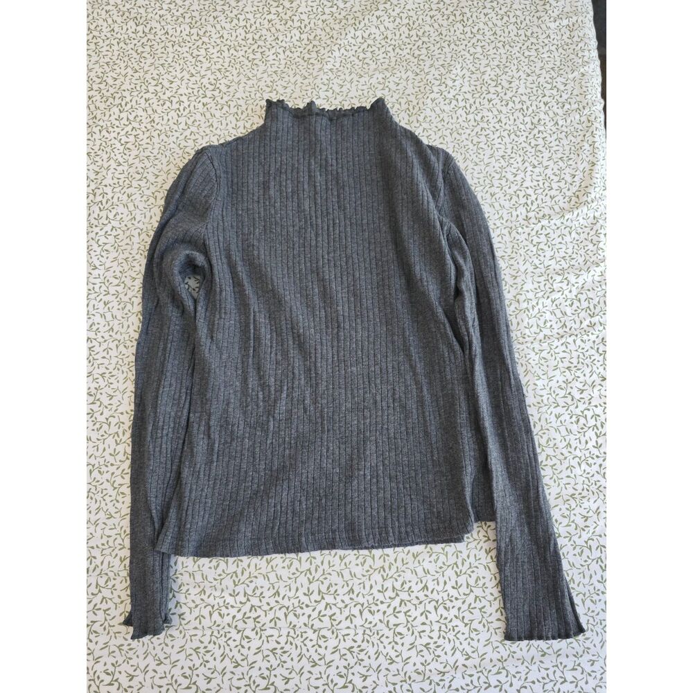 Gray Ribbed Long Sleeve Top - Picture 2 of 2